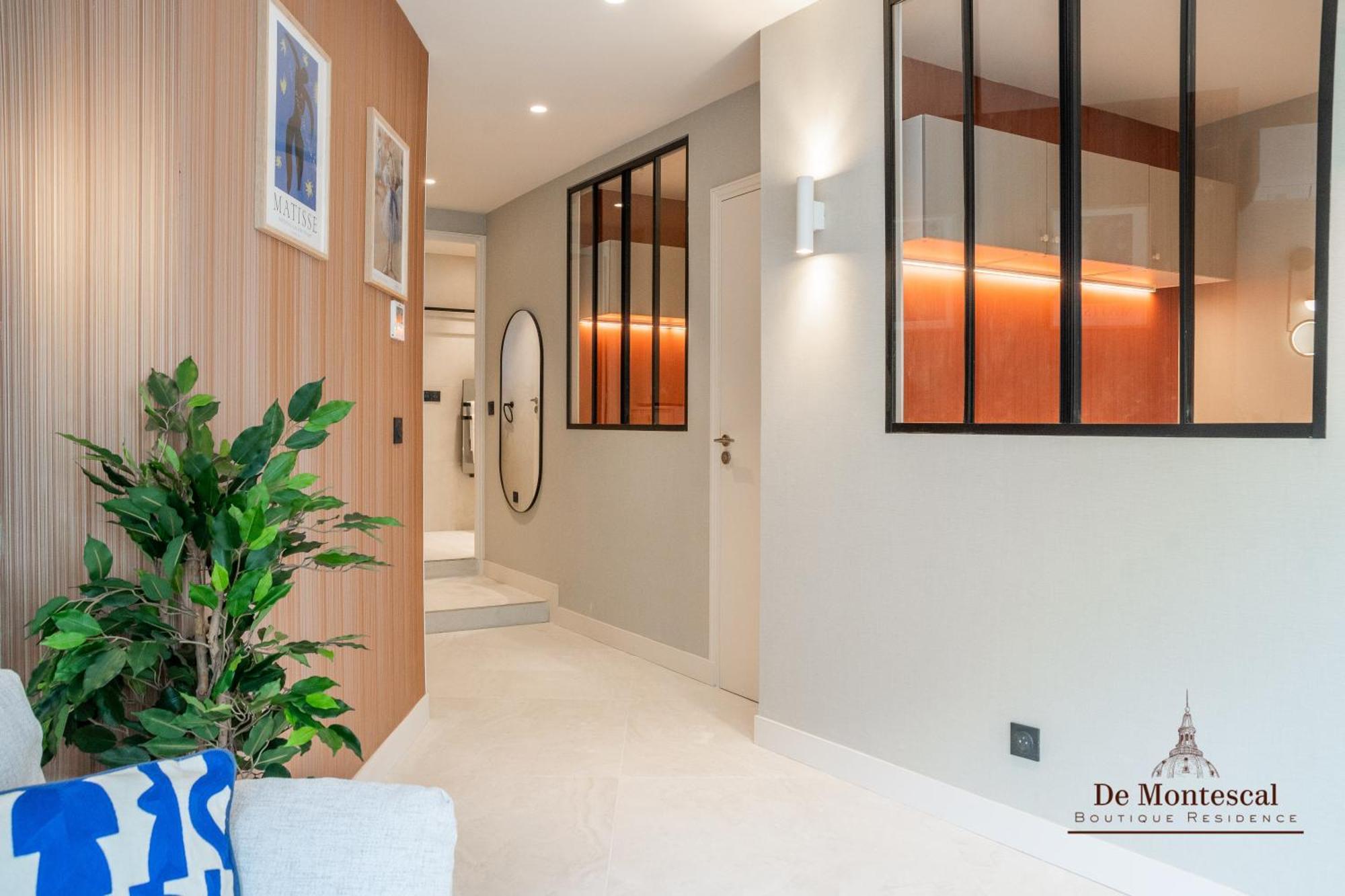 De Montescal - Hot Tub And Ac Cosy Apartment A Prime Location 40M2 Parigi Esterno foto