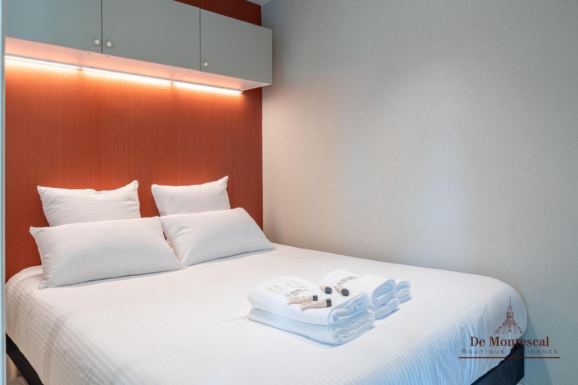 De Montescal - Hot Tub And Ac Cosy Apartment A Prime Location 40M2 Parigi Esterno foto