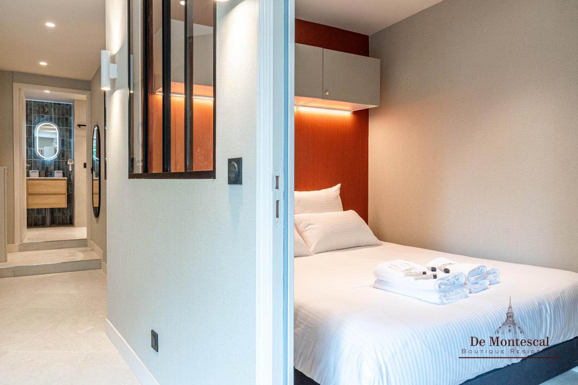 De Montescal - Hot Tub And Ac Cosy Apartment A Prime Location 40M2 Parigi Esterno foto