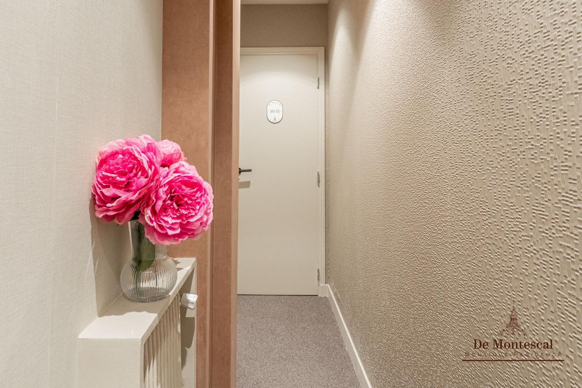 De Montescal - Hot Tub And Ac Cosy Apartment A Prime Location 40M2 Parigi Esterno foto